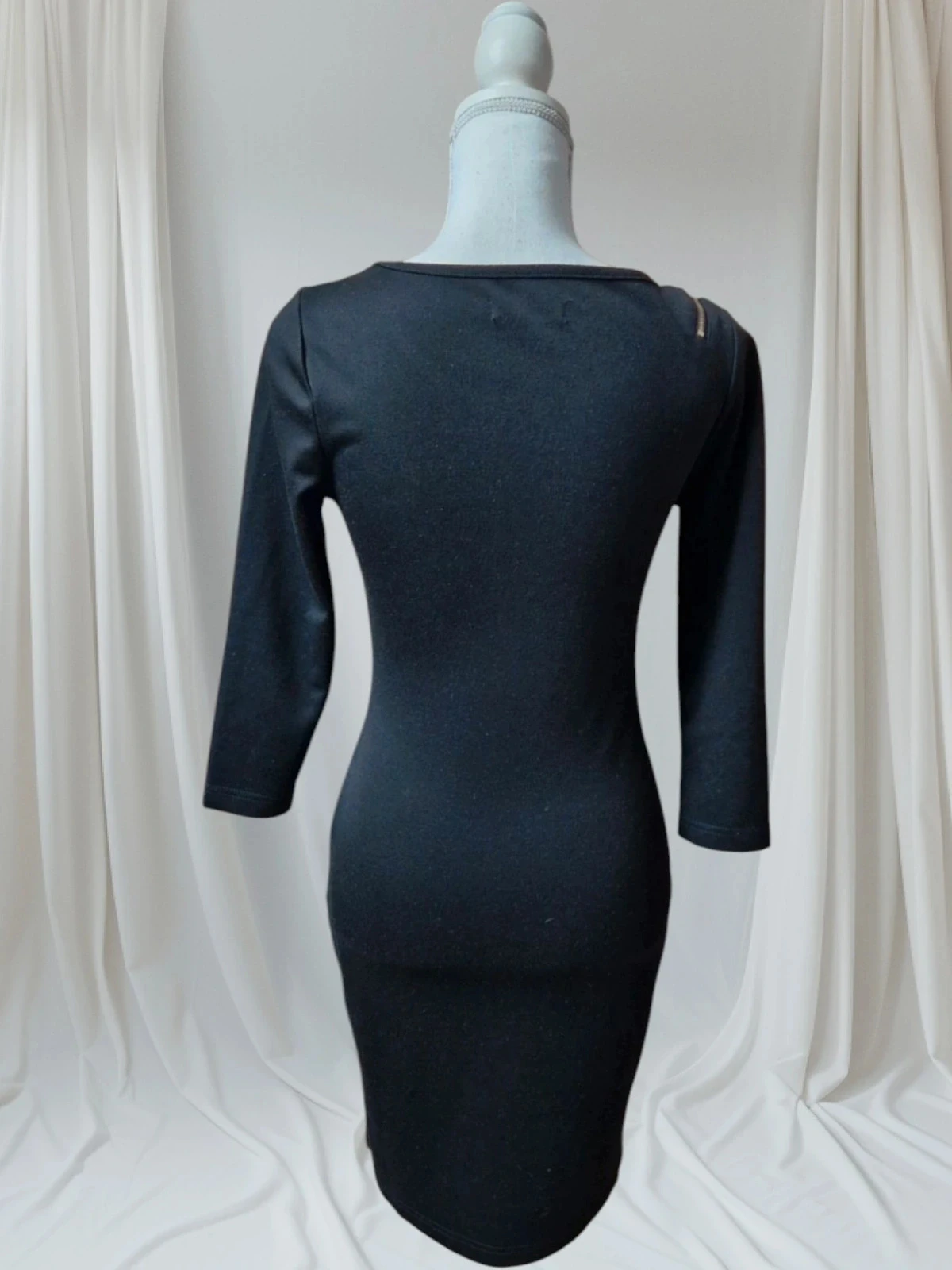Vestido de manga 3/4. – photo 2